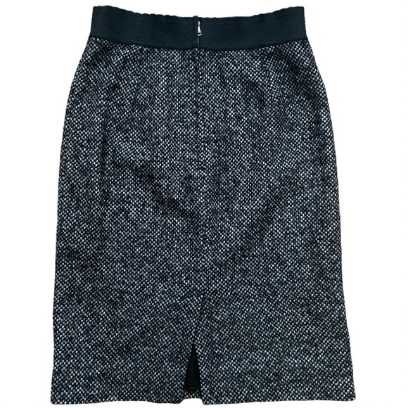 Dolce y Gabana pencil skirt - Picture 7 of 11